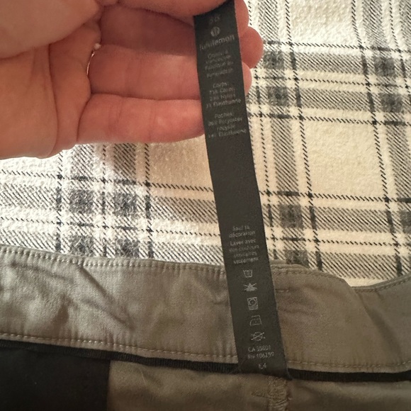 Lululemon Athletica Commission Sweat Wicking 2-Way Stretch Lightweight Shorts 38 - Picture 10 of 14